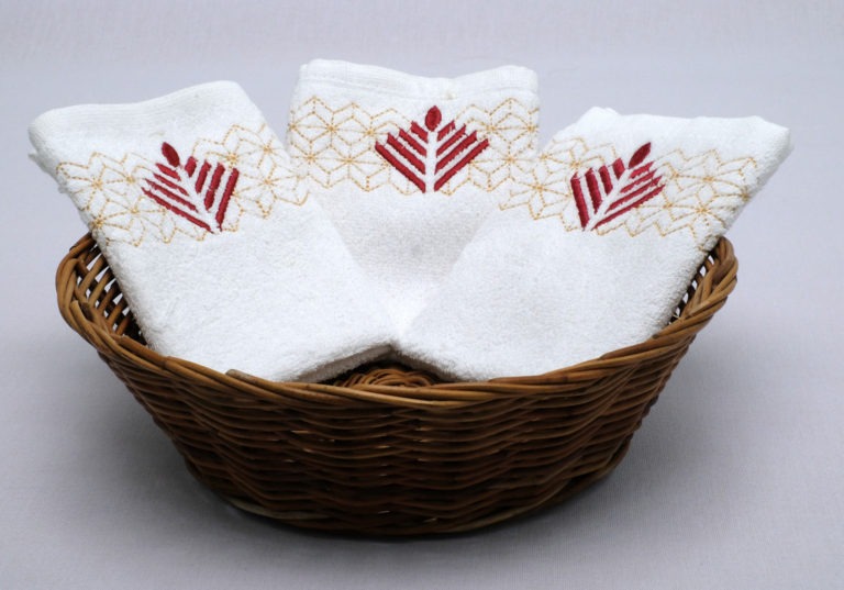 Hand Towel Burgundy _ Gold - EGP 30_P(1)